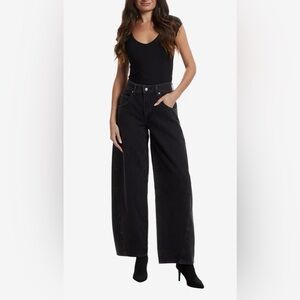 NWT - Levi’s Premium Super Baggy Barrel (25 x 30)